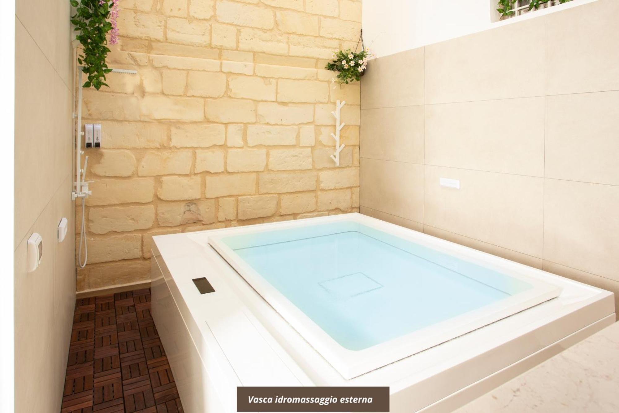 Don Carlo Suite Relais Free Parking - Lecce Selection Extérieur photo
